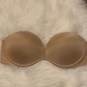 Victoria's Secret Push Up Strapless bra 36C like new!